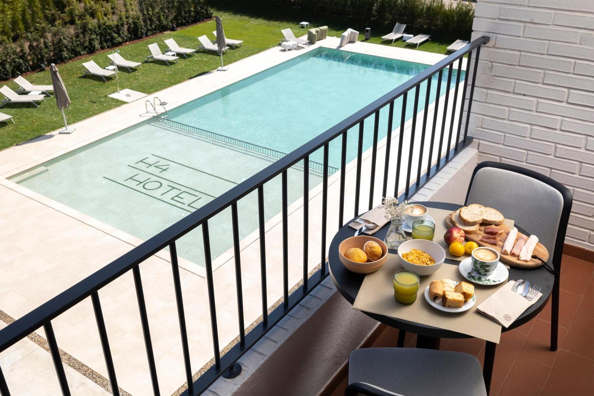 Hotel H4 Cangas 3 Superior 外观 照片