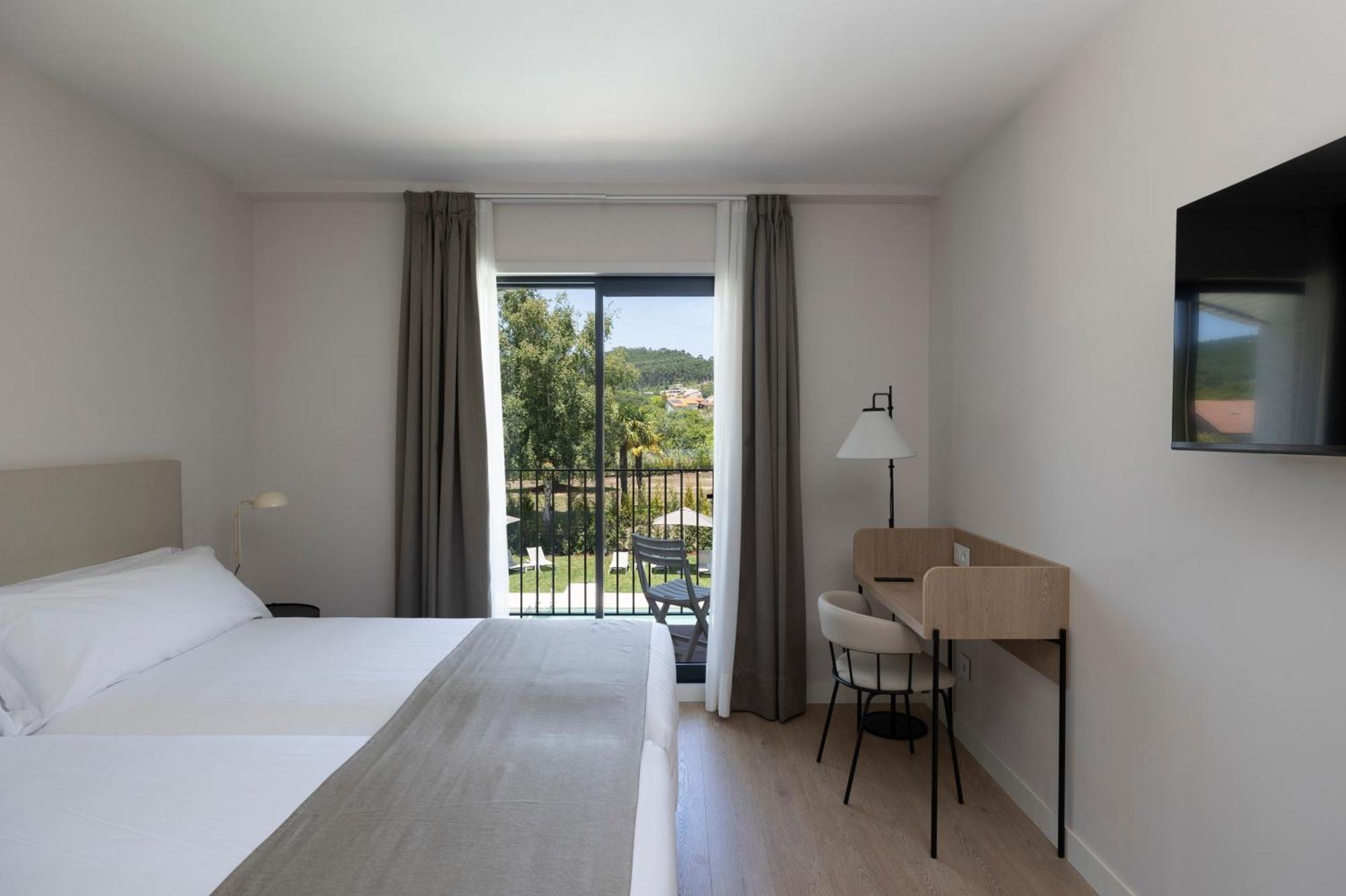 Hotel H4 Cangas 3 Superior 外观 照片